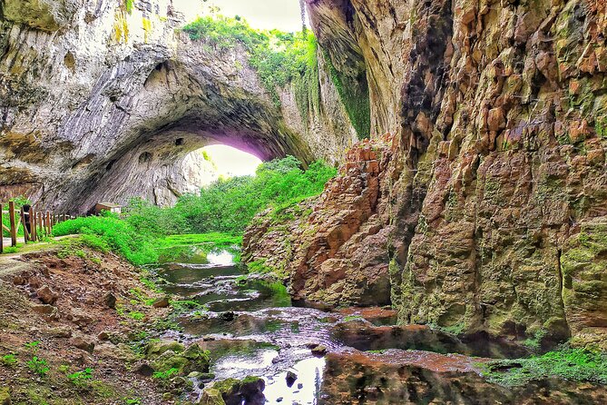 3 Caves tour - Saeva dupka , Eyes of God cave & Devetashka Cave - Prohodna Cave, the Eyes of God stop: famous for a reason