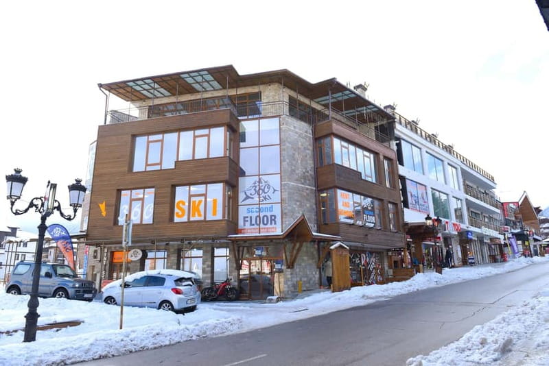 Bansko: Ski and Snowboard equipment rental - Where 360 Ski Bansko fits into a smooth ski day