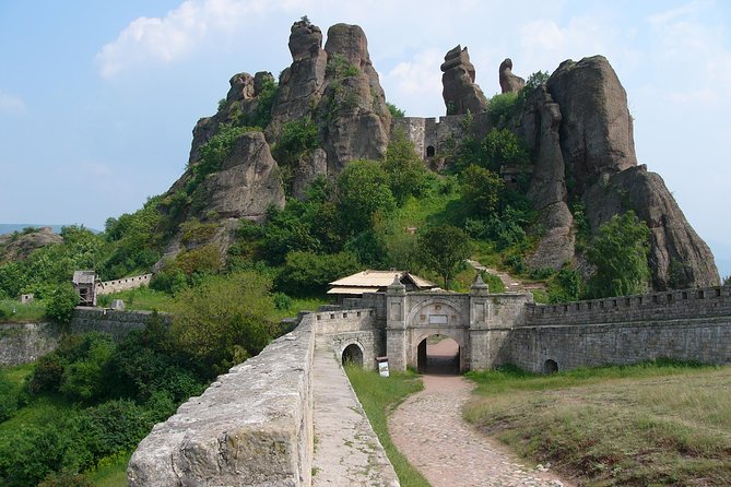 Belogradchik Full-day Tour from Sofia - Why Belogradchik Rocks feel like a natural special effects set