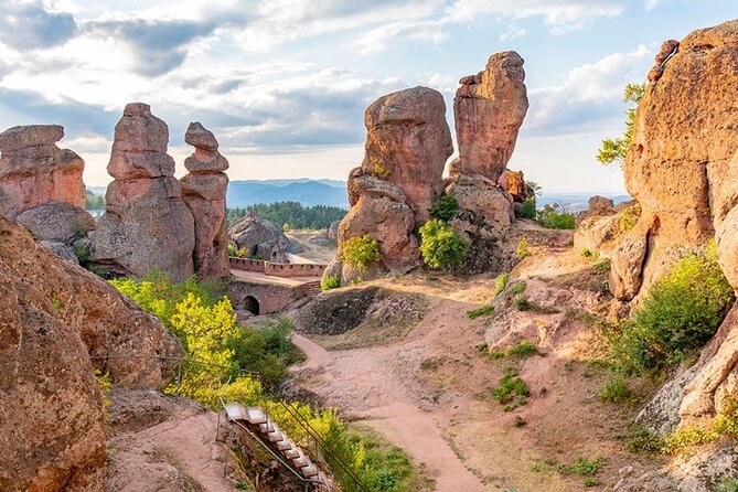 Belogradchik Rocks and Belogradchik Fortress - Belogradchik Rocks: sandstone drama in the Balkan Mountains