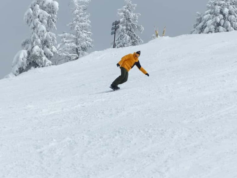Borovets: 2-Hour Snowboard Taster Session with Instructor - Meeting Traventuria at Hotel Ela and Getting on the Slope Faster