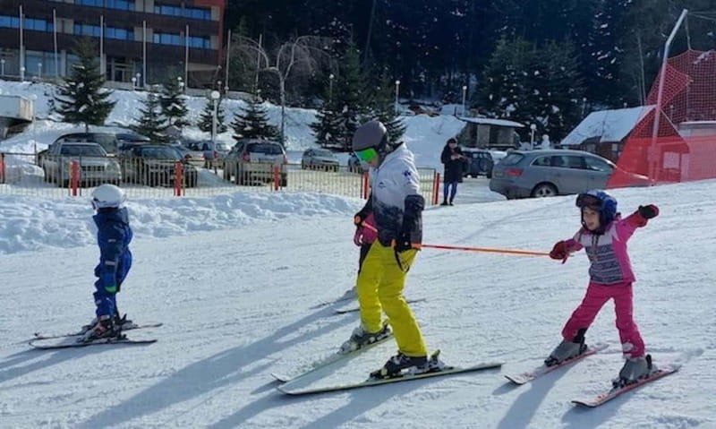 Bulgaria:Borovets,Private Ski and Snowboard lessons - Finding your instructor: Ice Angel, the 6-man chair lift, and the lift-free 16:30 option