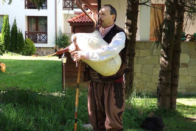 Bulgarian Dinner with Show from Nessebar and Sunny Beach - The show: Bulgarian folklore, orchestra music, and what to watch for