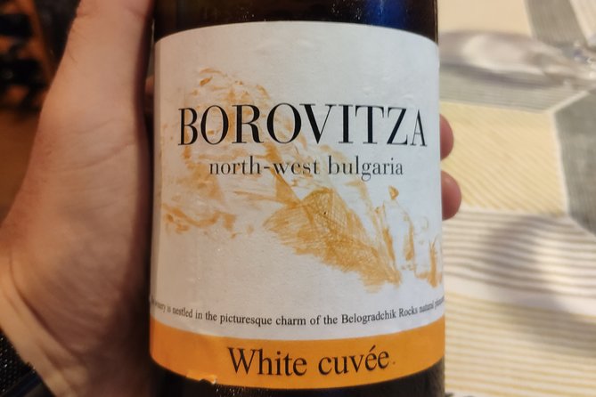 Burgas Exquisite Wine Tasting - The Tasting and Appetizers: Pairing That Makes Wine Click