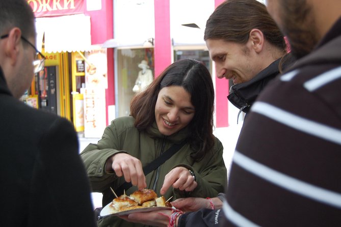 Food Walk: Bulgarian Food and Culture Tour in Plovdiv - Revival Old Town, a 15-minute break that sets your bearings