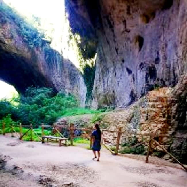 From Sofia: Day Tour of Lovech and Krushunski Waterfalls - Getting to Krushuna: the guided start you can actually enjoy