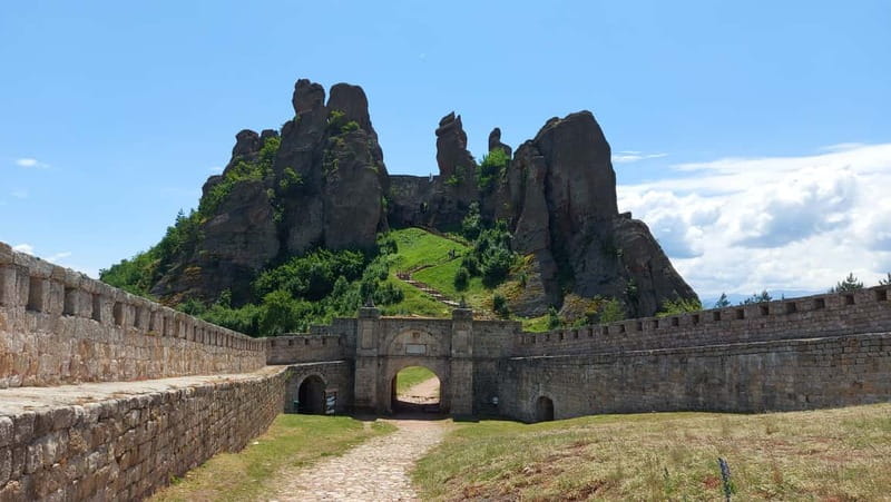 From Sofia: Day Trip to Belogradchik Rocks and Fortress - Belogradchik Rocks: why these formations hit so hard