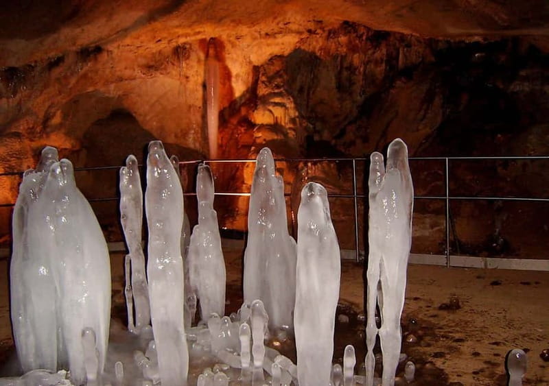 From Sofia: Saeva Dupka and Ledenika Caves Tour - Winter versus other seasons: when ice formations matter