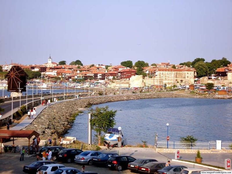 Nessebar: Audio Guide Tour Nessebar + visit to the Winery - Why Old Nessebar works so well with self-paced audio