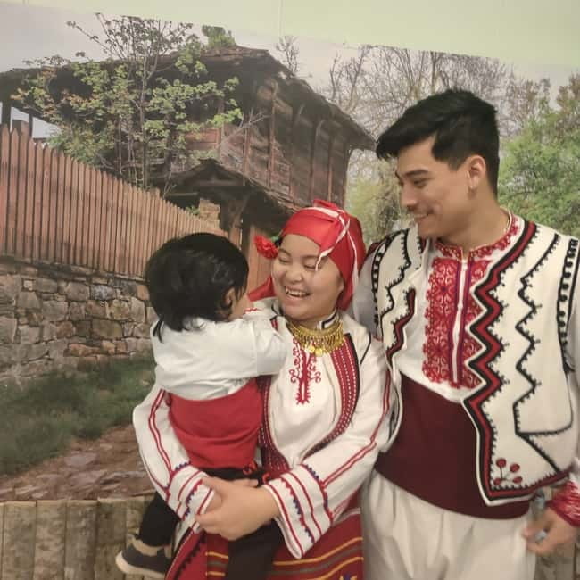 Photos with traditional costumes in Sofia - Price and value: is $18 a good deal in Sofia?
