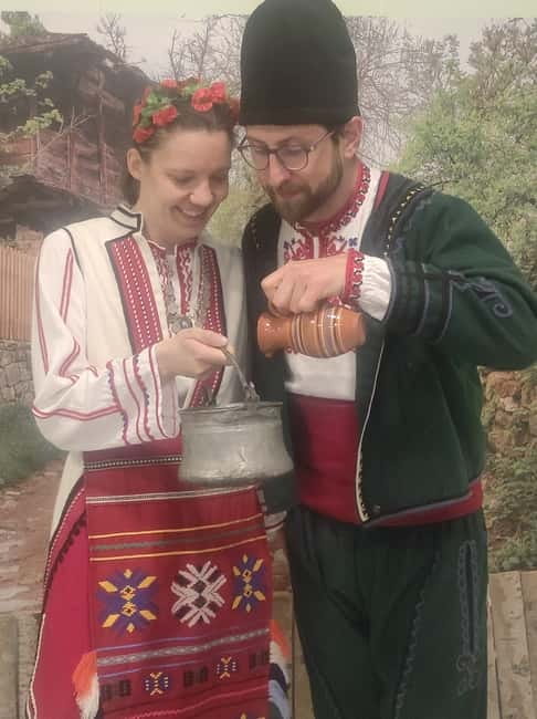 Photos with traditional costumes in Sofia - What to watch for so your photos come out great