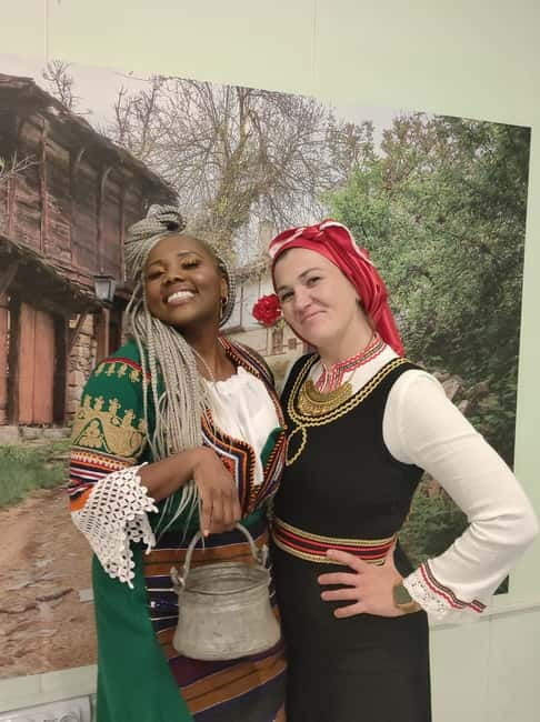 Photos with traditional costumes in Sofia - Where to meet the costume showcase in Sofia