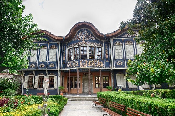 Plovdiv guided walking tour - The Rest of the Route: City Context on Foot