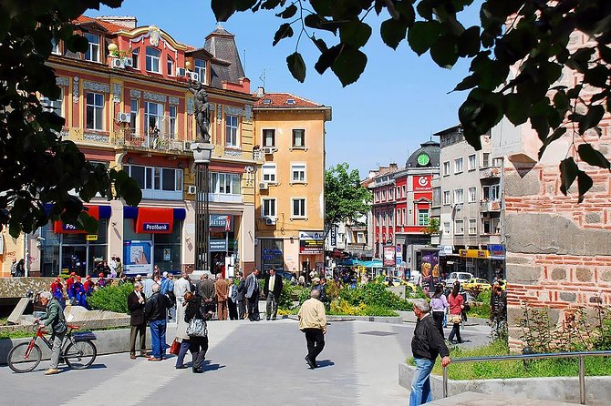 Plovdiv Sightseeing private walking tour - Meeting at Ramada Trimontium and How the Private Format Helps