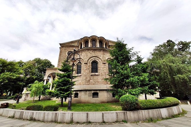 Private City Tour of Sofia - Government landmarks in 10 minutes each, without the boredom