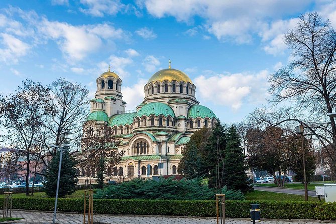 Private Premium One-way Transfer Sofia Airport to Hotel or back - Arrival to Hotel or Hotel to Airport: Picking the Right Direction