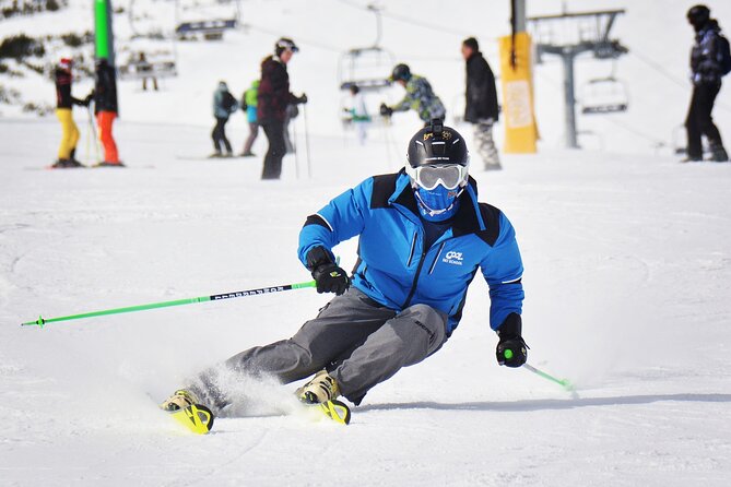Private Ski and Snowboard lessons in Bansko Bulgaria - Private ski coaching in Bansko with national-level racers
