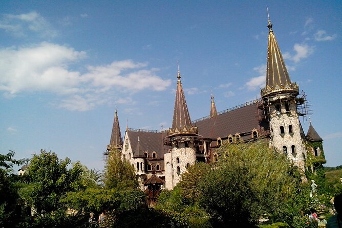 Ravadinovo Castle Unseen - Unique spots around the coast: why these “in-between” minutes matter