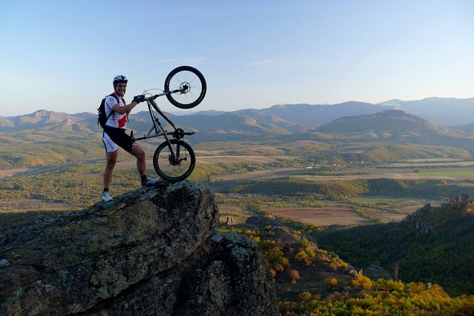Rent E-Bike in Belogradchik or Vidin - The Two Big Choices: Mountain Bike vs Road Bike Routes