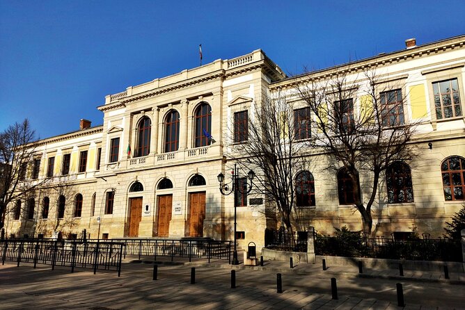 Self-Guided Ruse from Bucharest Tour - Orlova Chuka Cave and Ecomuseum and Aquarium for a change of pace