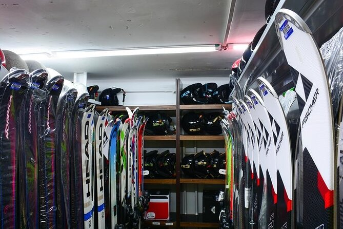 Ski and Snowboard equipment rental in Bansko - Key highlights at a glance