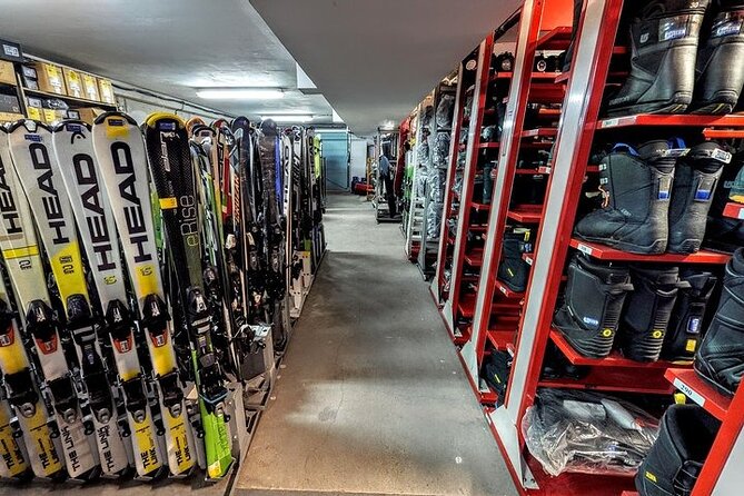 Ski and Snowboard equipment rental in Bansko - How the rental experience works in Bansko