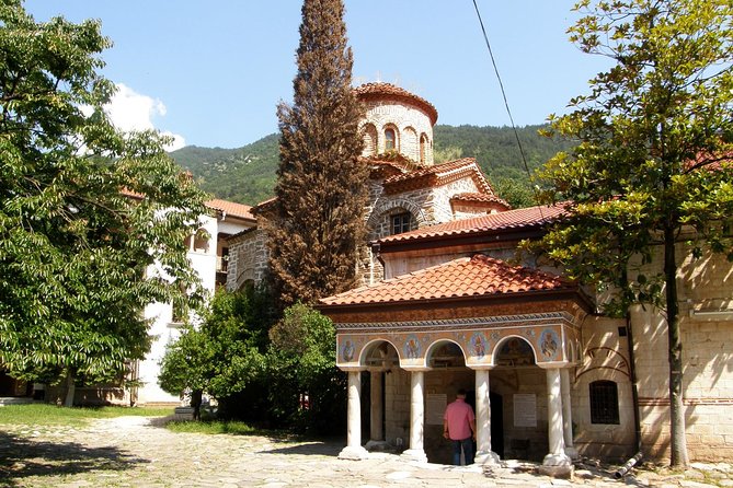 Small group tour to Plovdiv, Asen's Fortress and Bachkovo Monastery - Asen’s Fortress (Assenova Krepost): cliff views and medieval leftovers