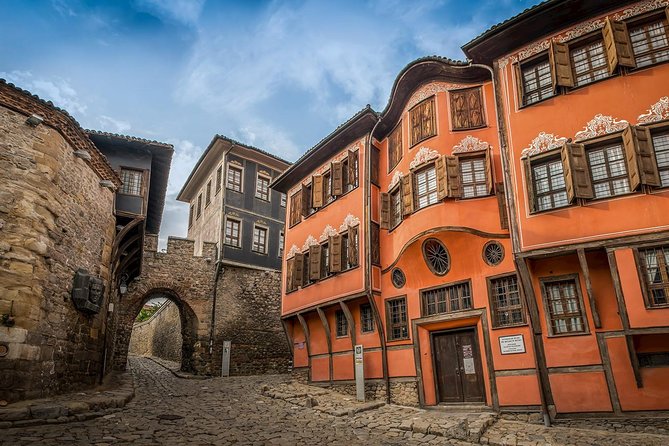 Small group tour to Plovdiv, Asen's Fortress and Bachkovo Monastery - Transport comfort and the reality of “small group”