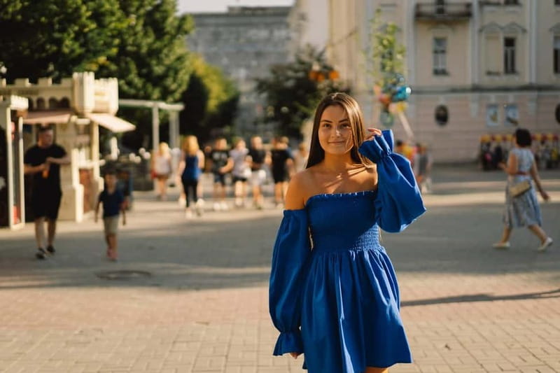 Sofia: Express Walk with a Local in 60 minutes - Patriarchal Cathedral of St. Alexander Nevsky: a big landmark, fast context