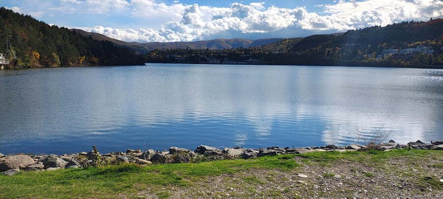Sofia, Pancharevo lake+Iskar river, guided. Pick up drop-off - Pancharevo Lake walk: flat coastal path, mountain entrance views, and guided pacing
