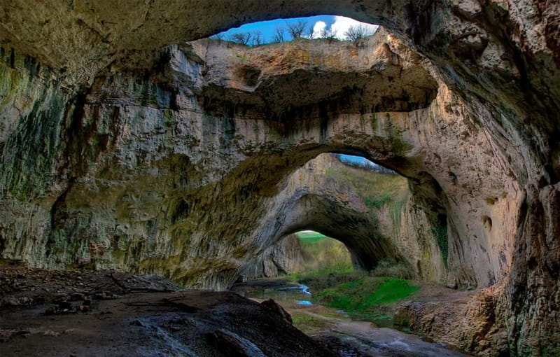 Sofia: Saeva Dupka, Devetashka and Prohodna Cave Day Tour - Three top Bulgarian caves in one 10-hour day, and why it works