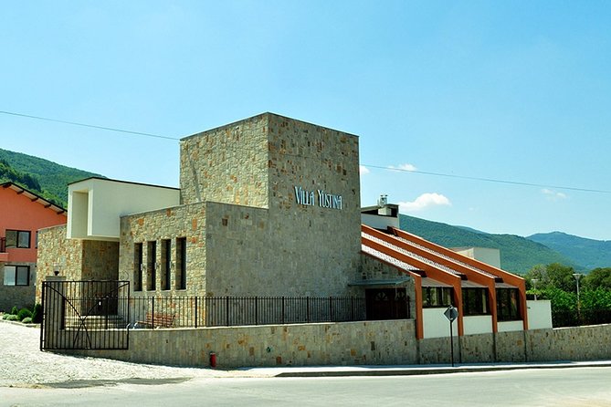 Thracian Valley wine tasting - private day tour from Plovdiv - The 9:00 am pickup and the short ride to the Rhodope foothills