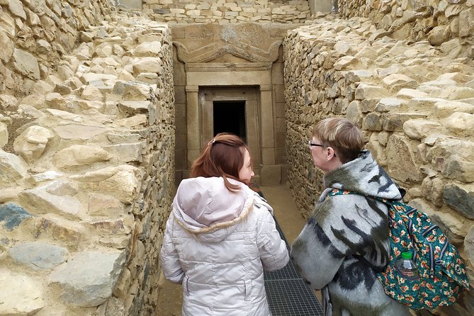 Valley of the Thracian Kings, Hidden Treasures - Getting There Smoothly: 8:00 AM Start and Comfortable Round-Trip Transport