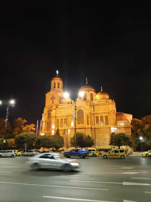 Varna Gourmet Tour including Wine Tasting - Start at the Cathedral area, then walk Varna like a local
