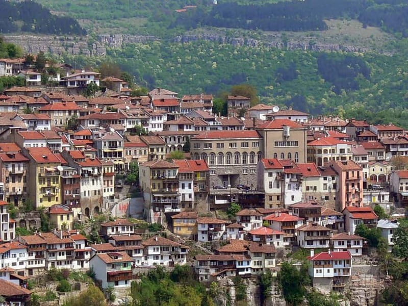 Veliko Tarnovo & Arbanasi Full day tour - Guides, English Explanations, and the Pace That Keeps You Moving