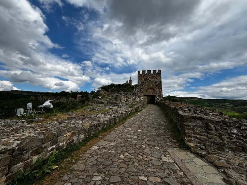 Veliko Turnovo-Bulgarian old capital and Arbanasi - The Guide and Small-Group Comfort (Including Tsetso’s Style)